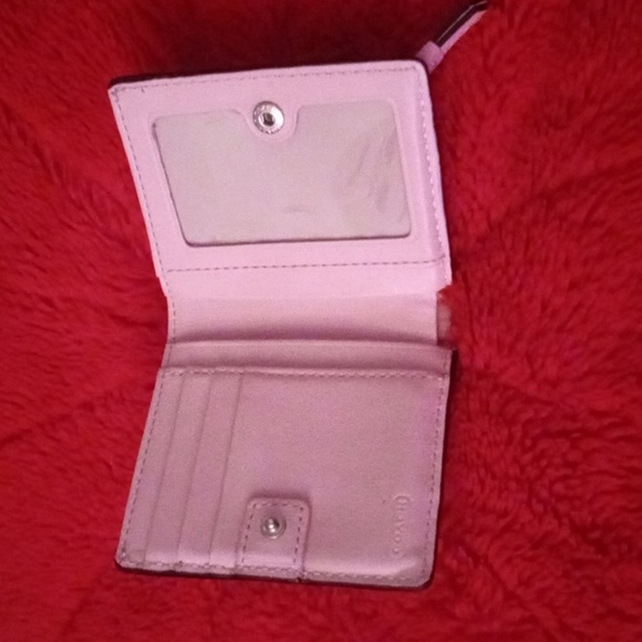 COACH Wallet.Rose Color - Picture 3 of 5